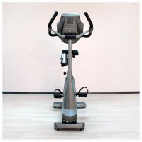 Профессиональный вертикальный велотренажер Spirit CU800